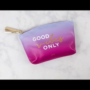 Ipsy Bag W/ 5 Beauty Products